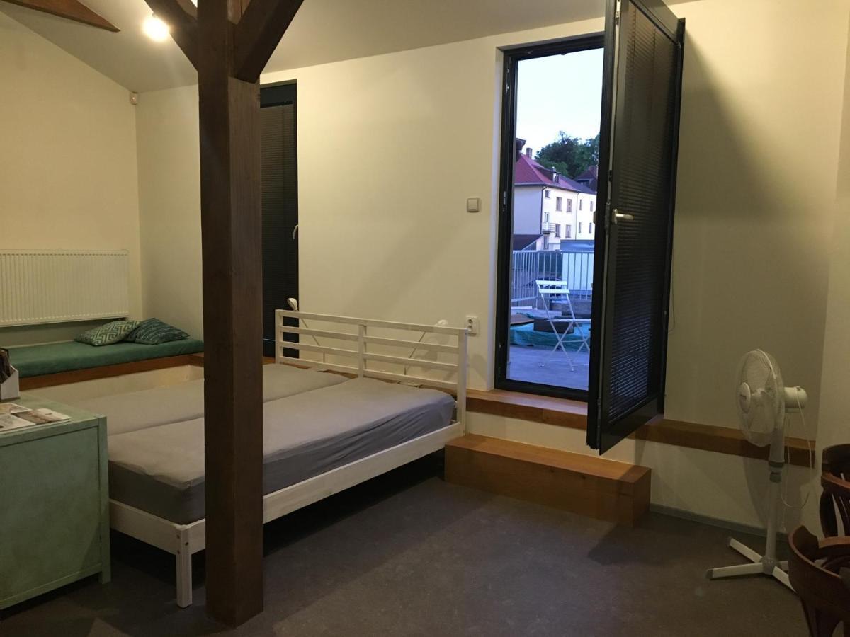 Apartman S Terasou V Patre Jindřichŭv Hradec Exterior photo